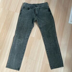 Levi’s 511 corduroy pants 31x32